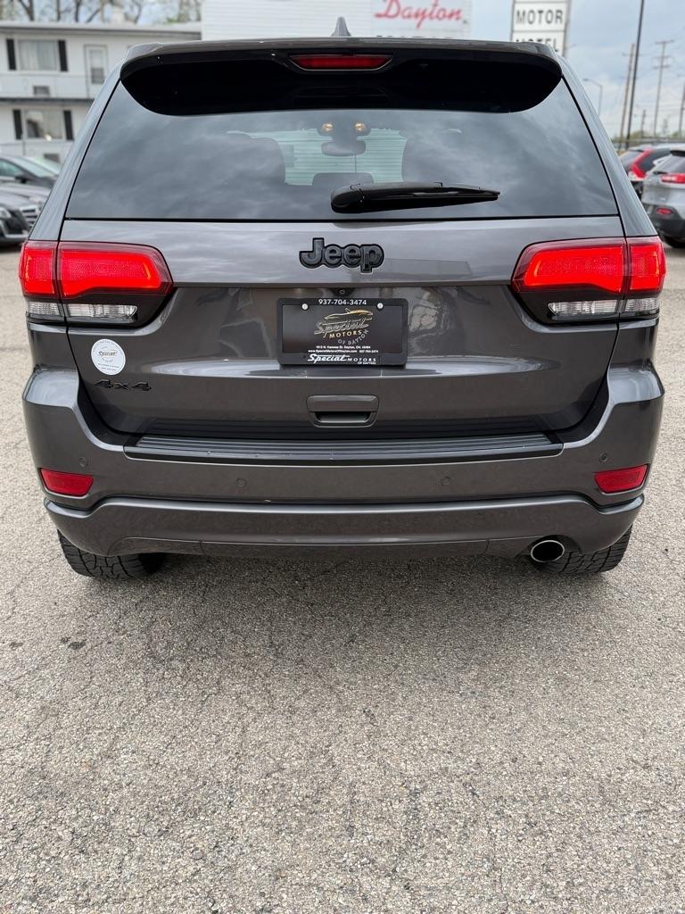 Jeep Grand Cherokee Laredo 4WD 2017