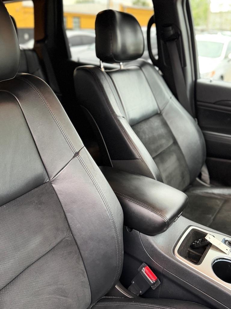 Jeep Grand Cherokee Laredo 4WD 2017