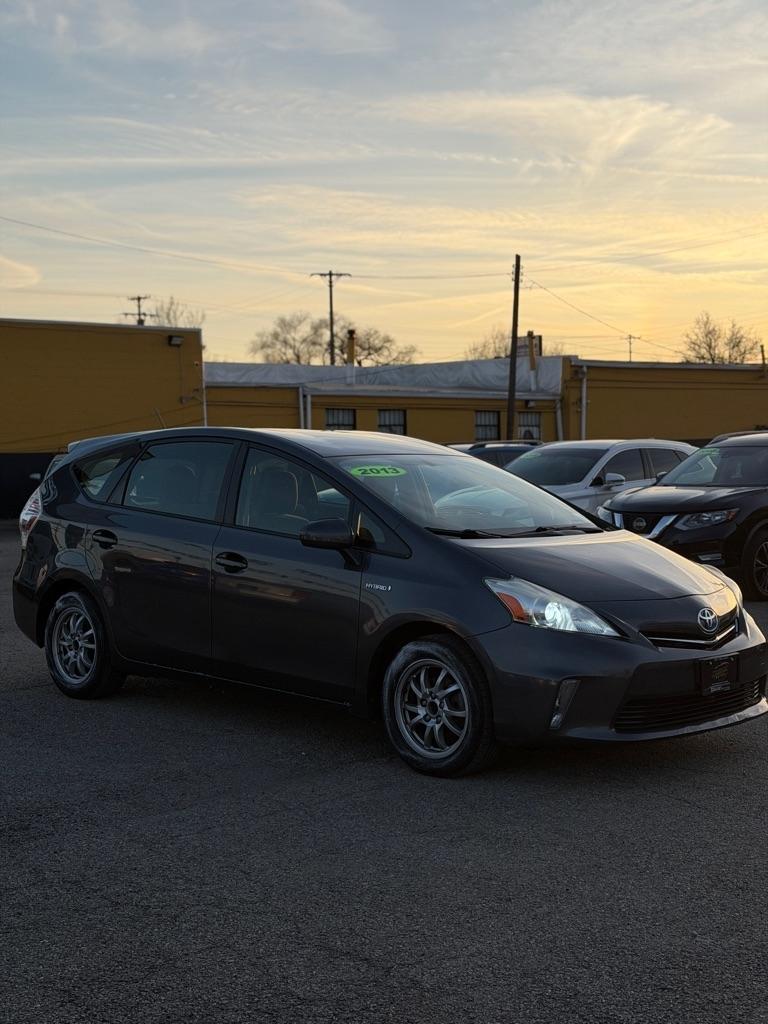 Toyota Prius V Three 2013