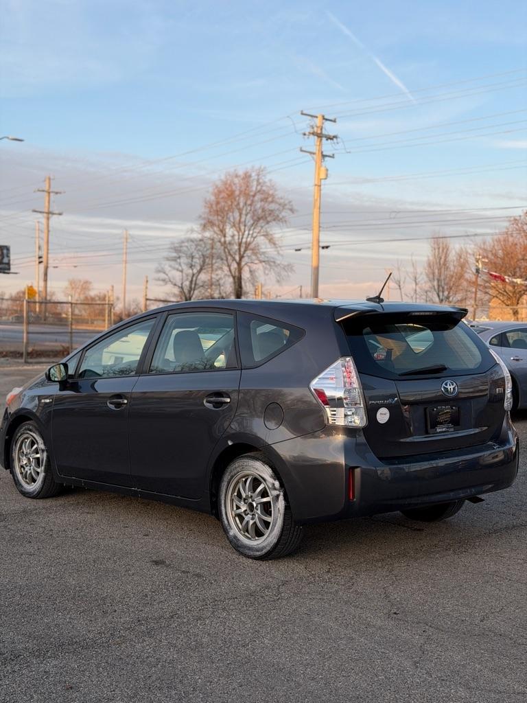 Toyota Prius V Three 2013