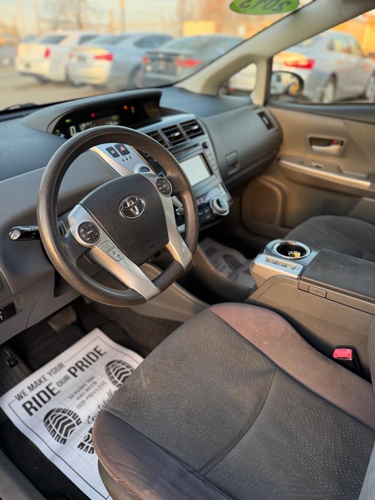 Toyota Prius V Three 2013