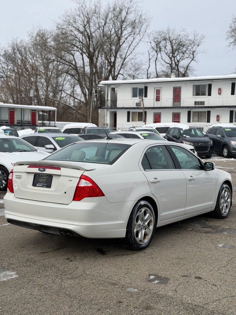 Ford Fusion I4 SE 2011