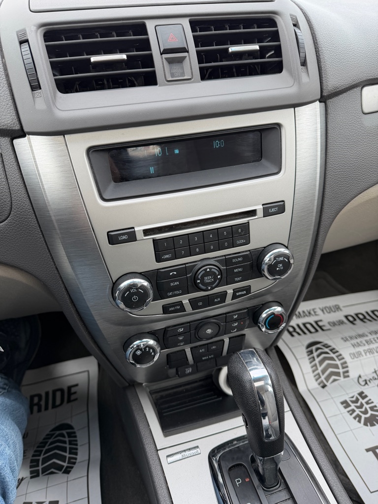 Ford Fusion I4 SE 2011