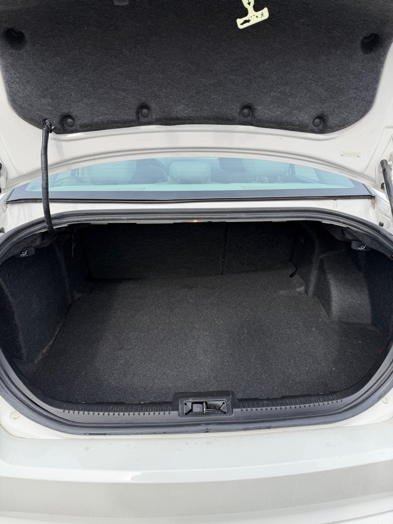 Ford Fusion I4 SE 2011