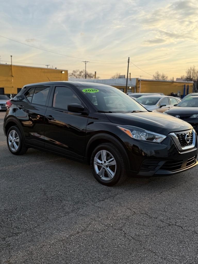 2020 Nissan Kicks S