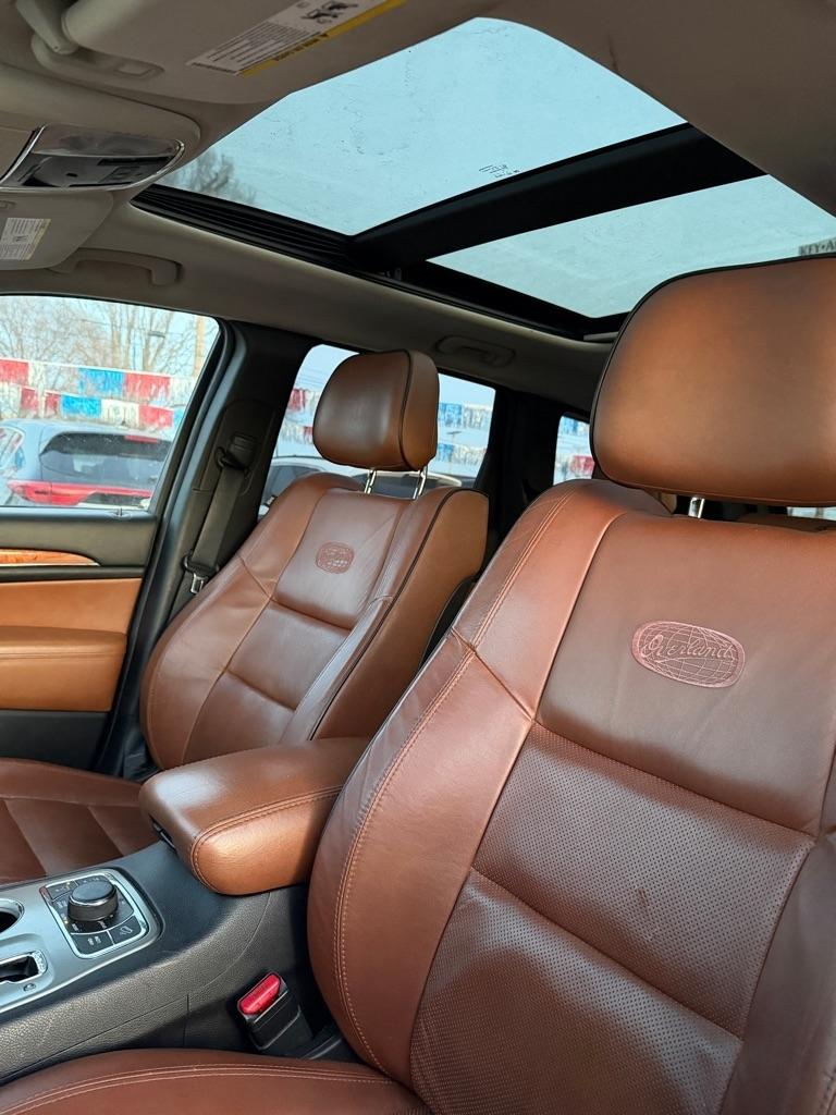 Jeep Grand Cherokee Overland 4WD 2012