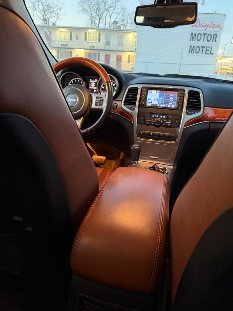 Jeep Grand Cherokee Overland 4WD 2012