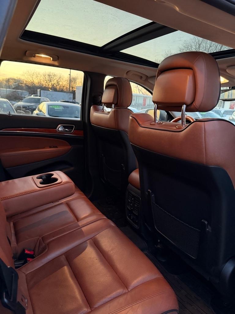 Jeep Grand Cherokee Overland 4WD 2012