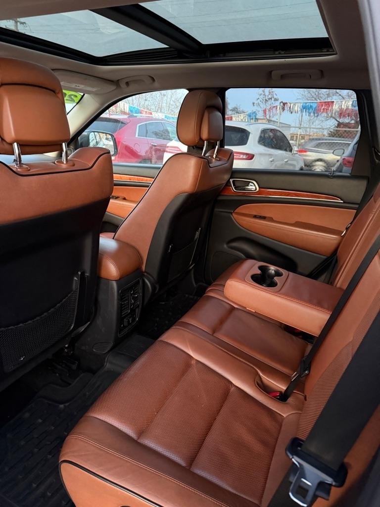 Jeep Grand Cherokee Overland 4WD 2012