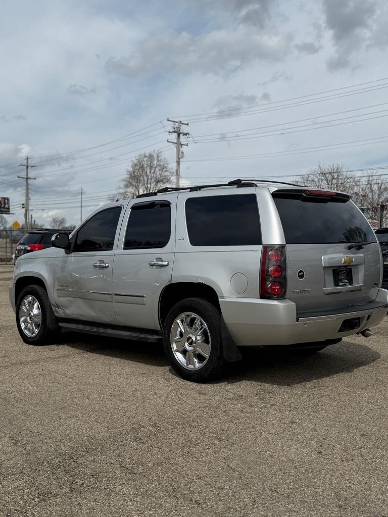 Chevrolet Tahoe LTZ 4WD 2010