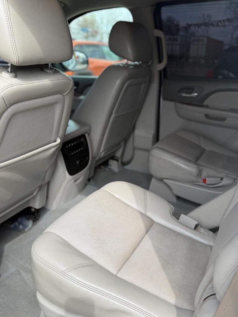 Chevrolet Tahoe LTZ 4WD 2010