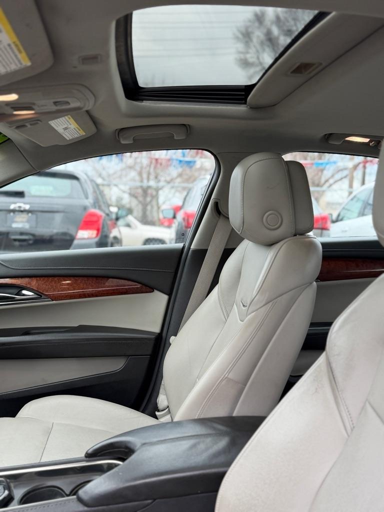 Cadillac ATS 2.0L Luxury RWD 2013