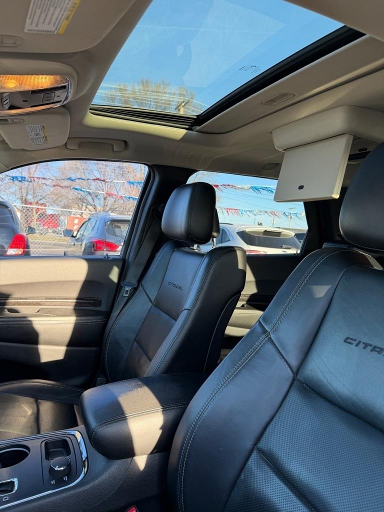 Dodge Durango Citadel AWD 2011