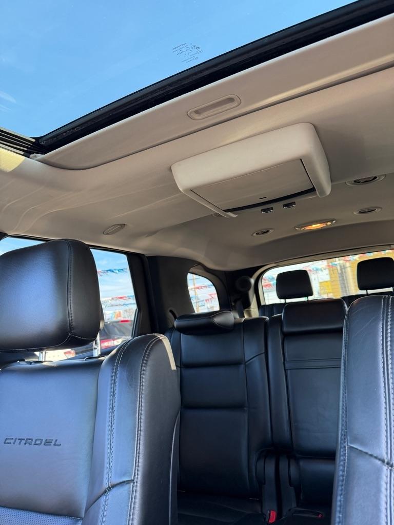 Dodge Durango Citadel AWD 2011