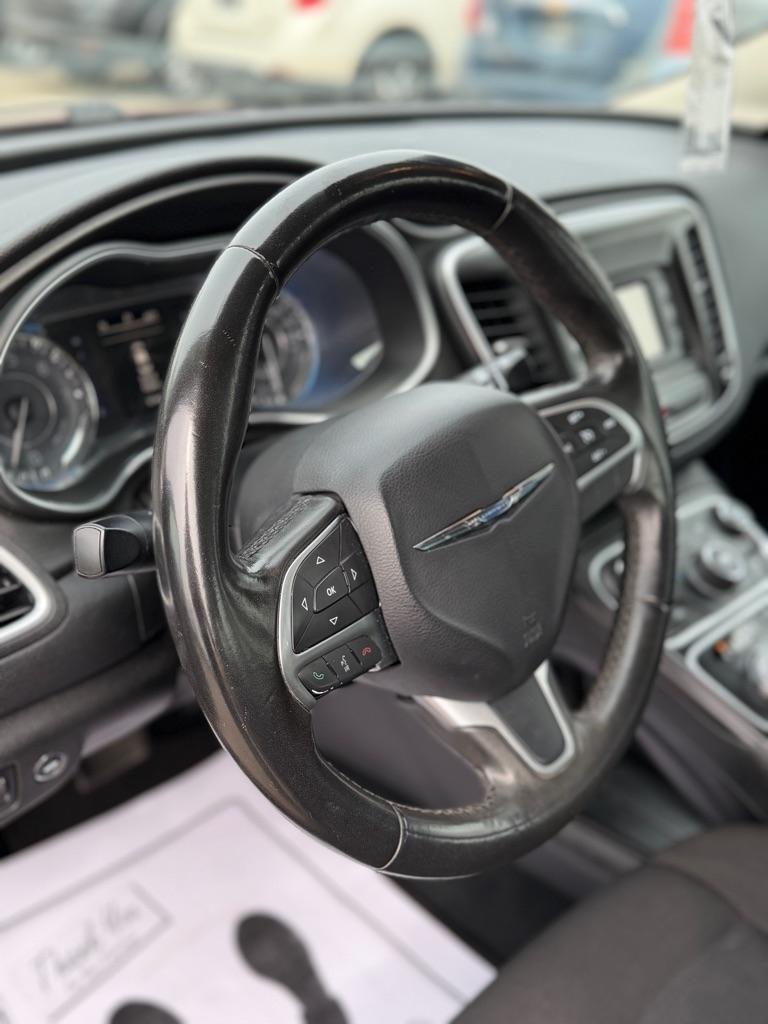 Chrysler 200 Limited 2015