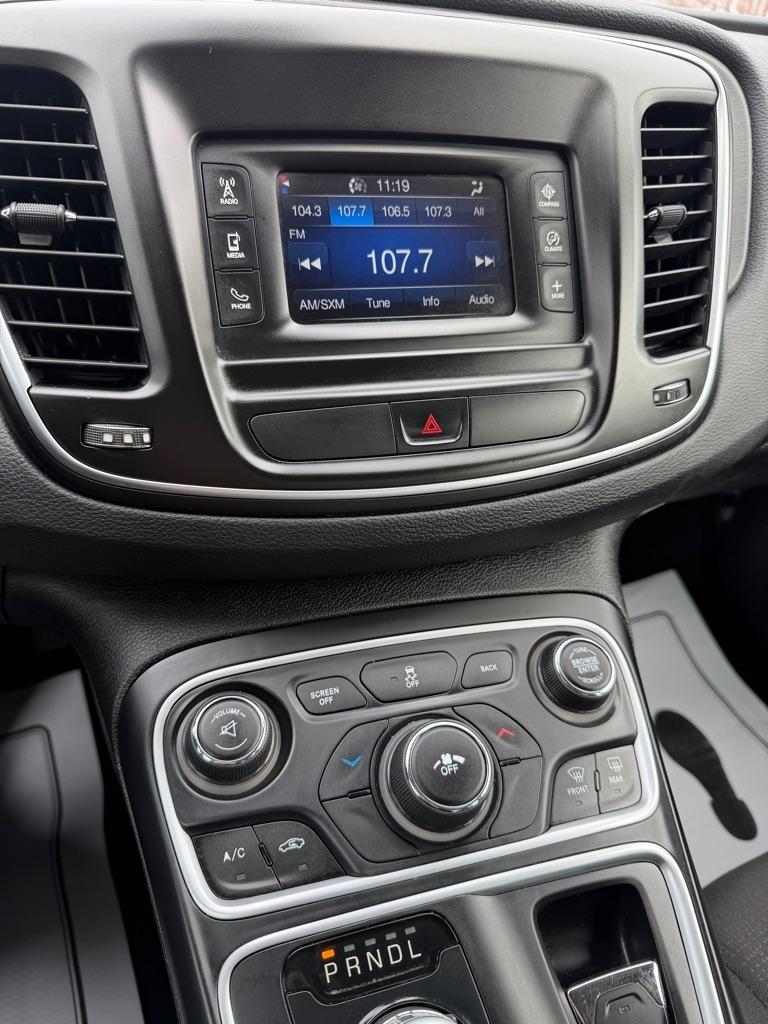 Chrysler 200 Limited 2015