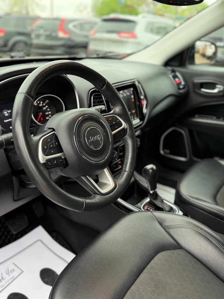 Jeep Compass Latitude FWD 2019