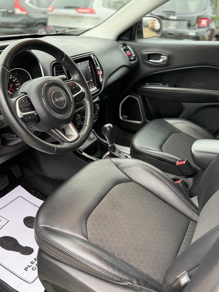 Jeep Compass Latitude FWD 2019