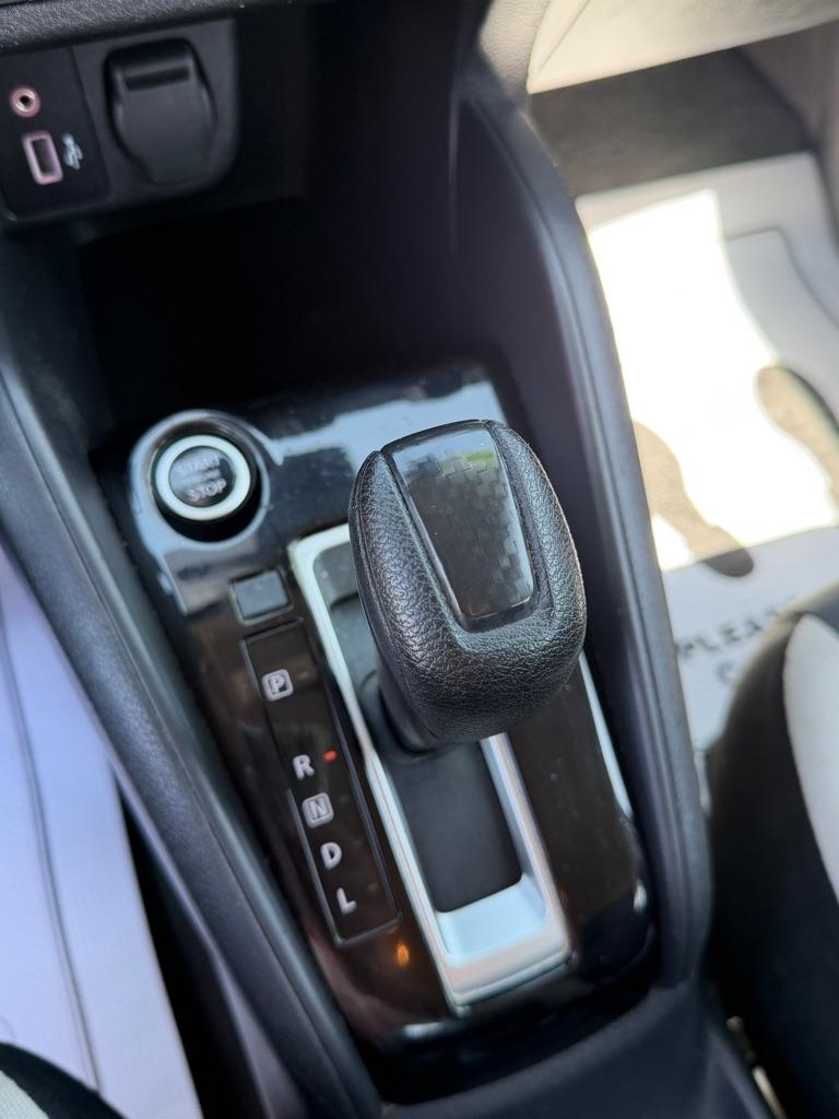 Nissan Versa SV 2022