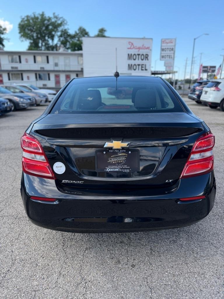 Chevrolet Sonic LT Auto Sedan 2017