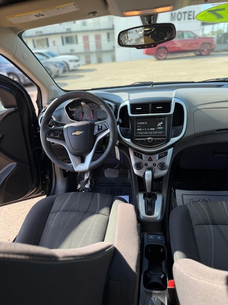 Chevrolet Sonic LT Auto Sedan 2017