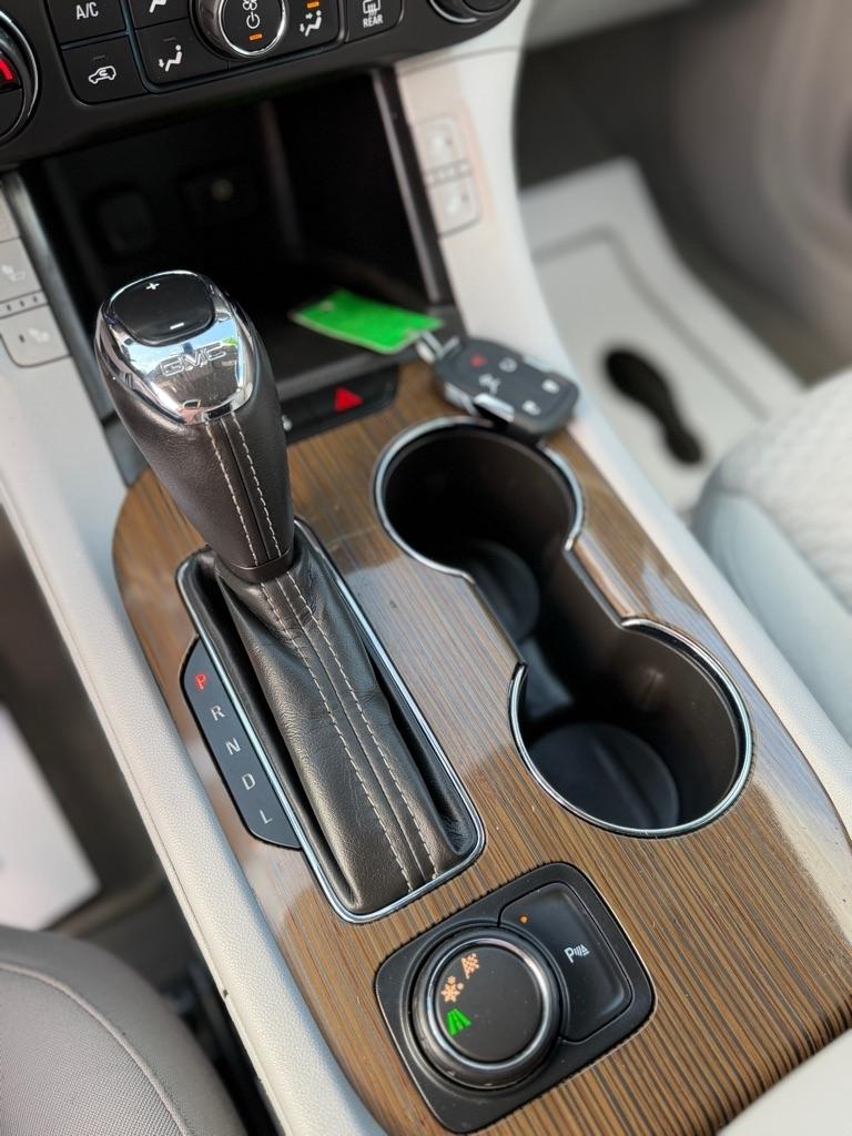 GMC Acadia SLE-2 FWD 2017