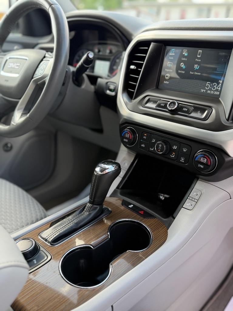 GMC Acadia SLE-2 FWD 2017
