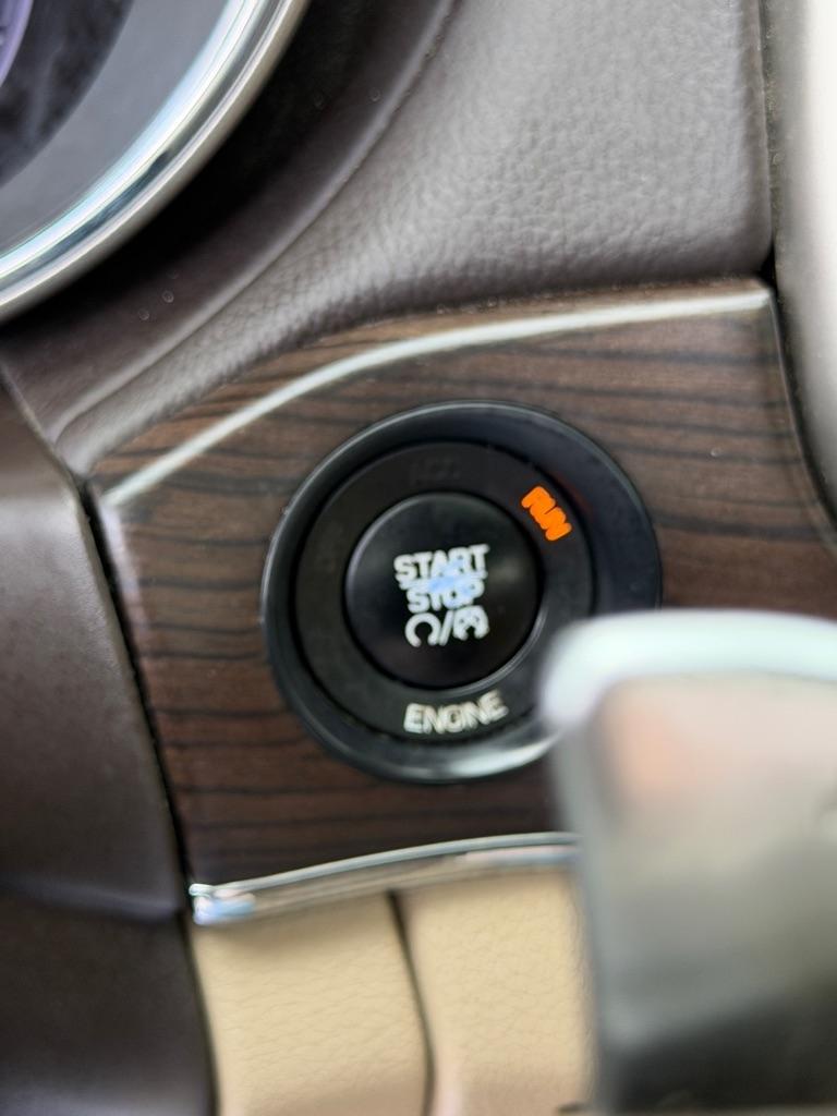 Jeep Grand Cherokee Overland 4WD 2014