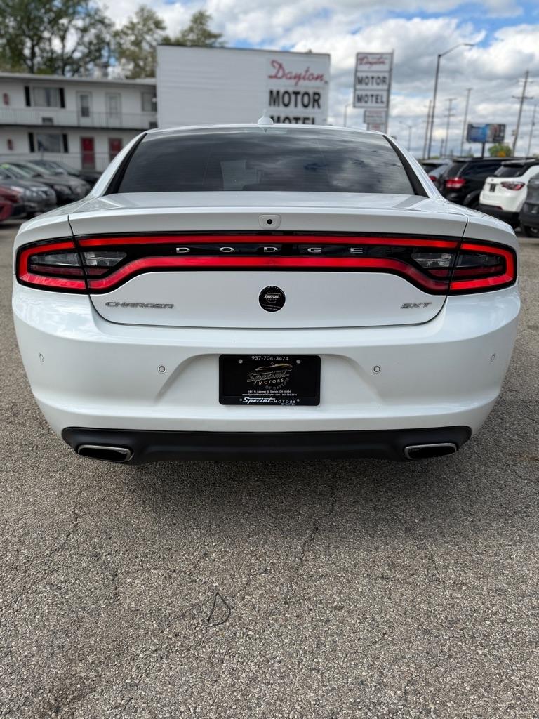 Dodge Charger SXT 2015