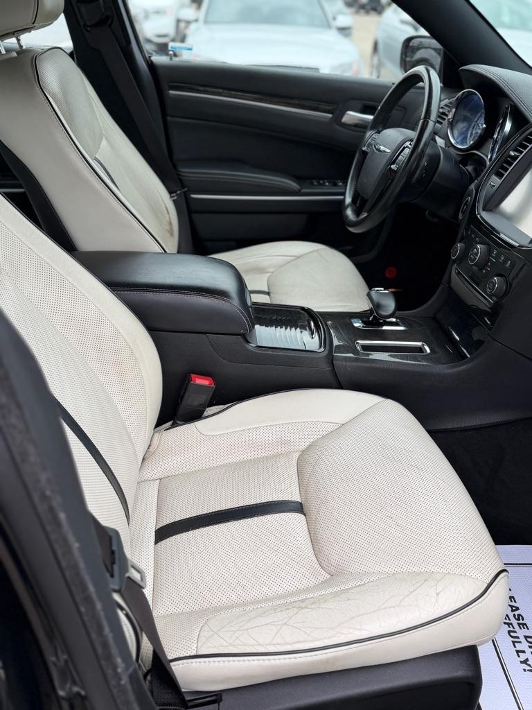 Chrysler 300 RWD 2014
