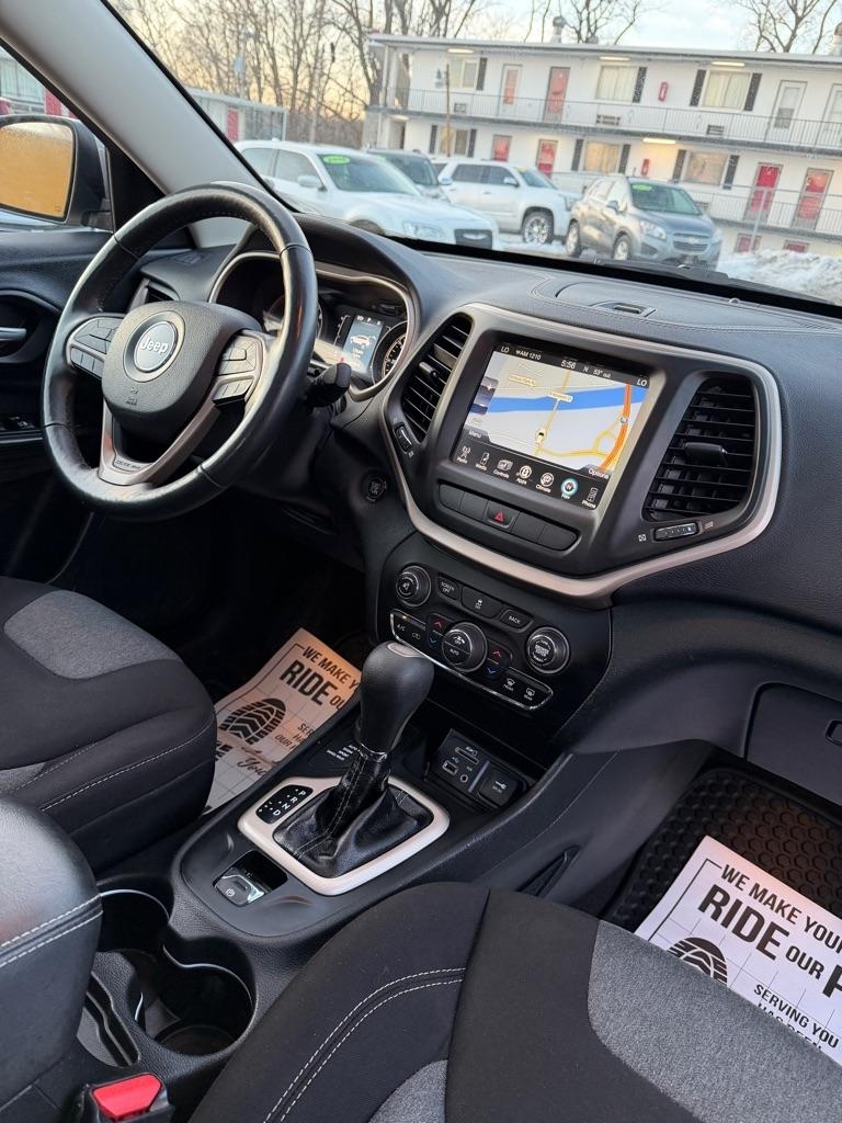Jeep Cherokee Latitude 4WD 2014