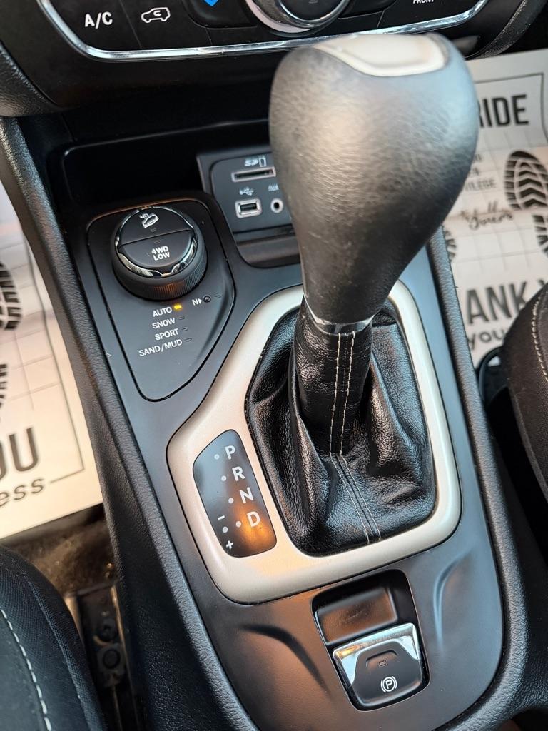 Jeep Cherokee Latitude 4WD 2014