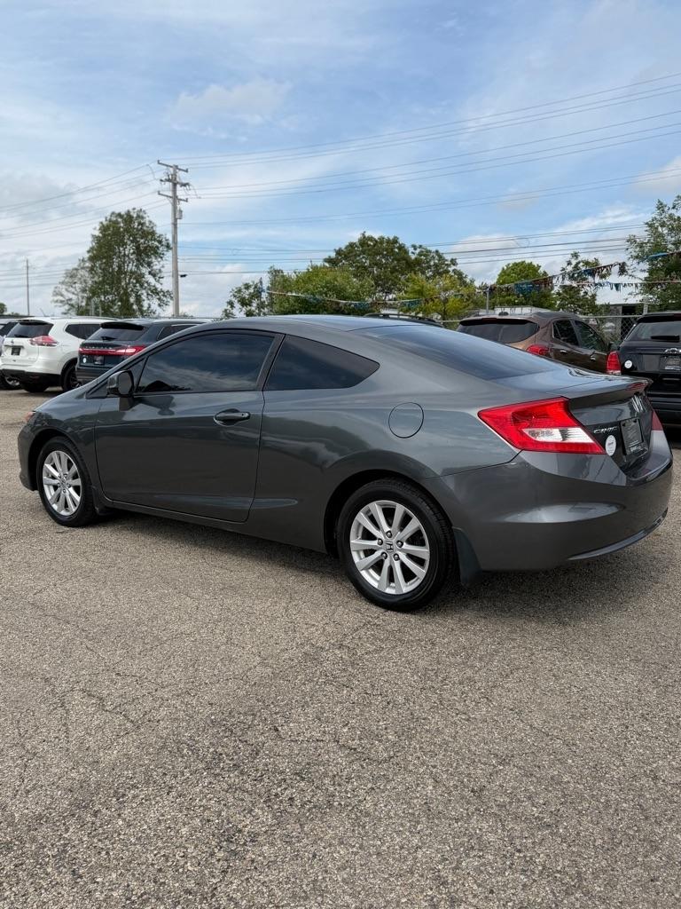Honda Civic EX Coupe 5-Speed AT 2012