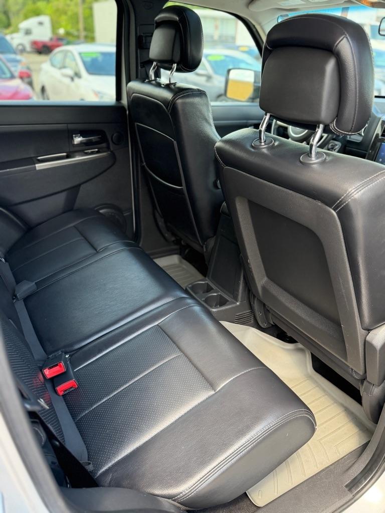 Jeep Liberty Limited 4WD 2012