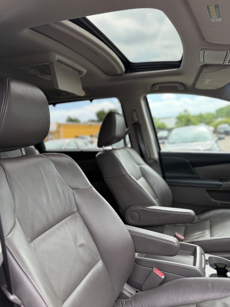 Honda Odyssey Touring 2011