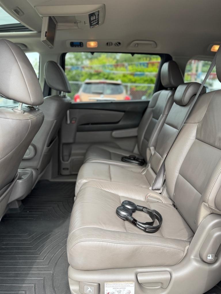 Honda Odyssey Touring 2011