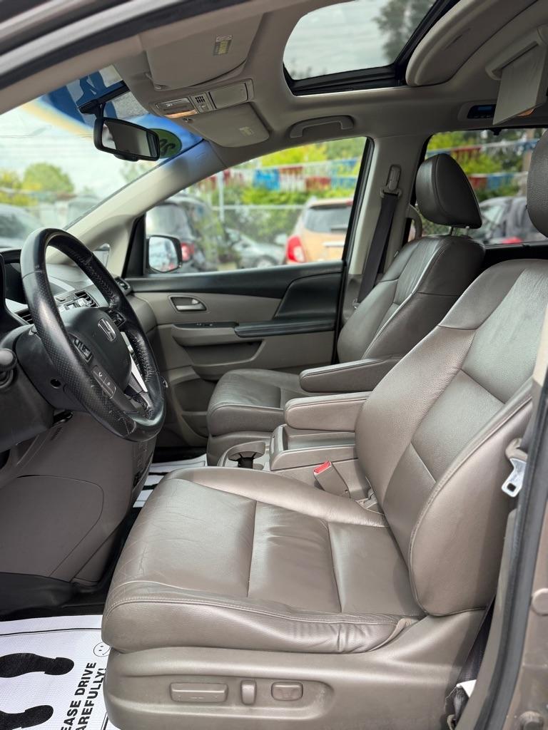 Honda Odyssey Touring 2011