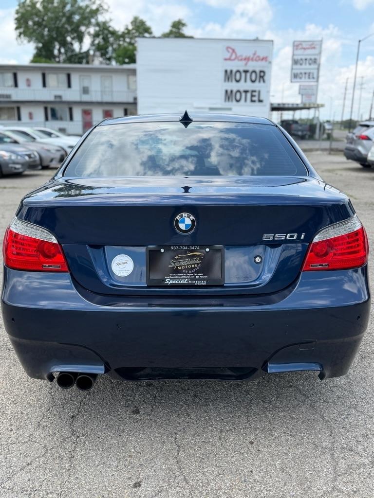 BMW 5-Series 550i 2008