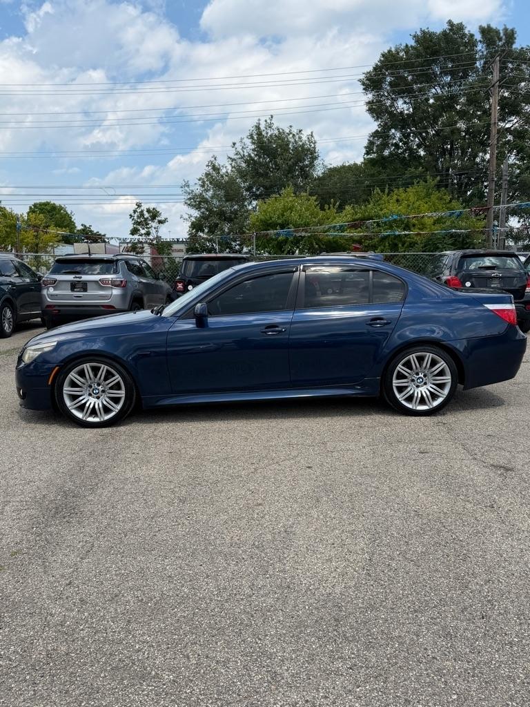 BMW 5-Series 550i 2008