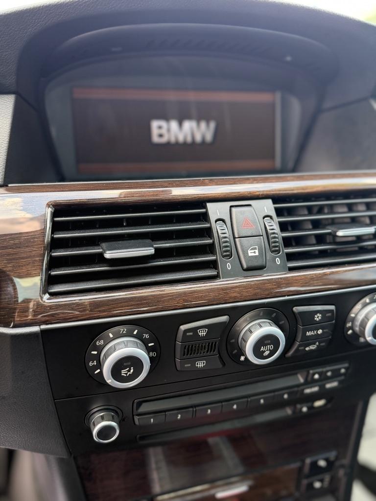 BMW 5-Series 550i 2008