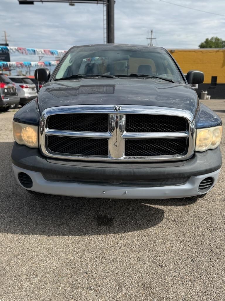 Dodge Ram 1500 ST 2WD 2004