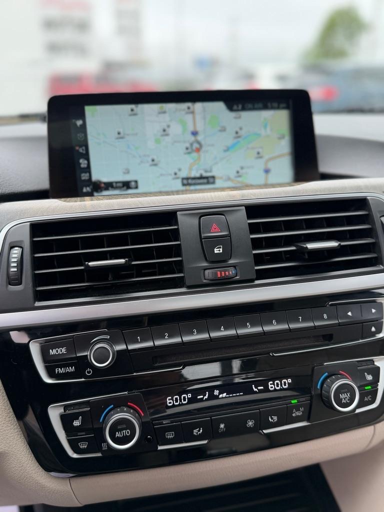 BMW 3-Series 330i xDrive SULEV Sedan 2017