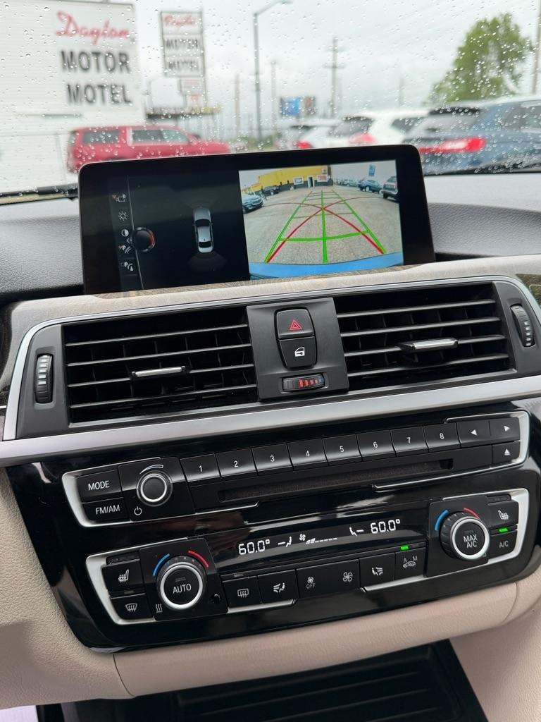 BMW 3-Series 330i xDrive SULEV Sedan 2017