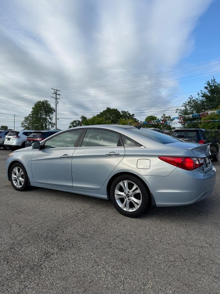 Hyundai Sonata SE Auto 2012