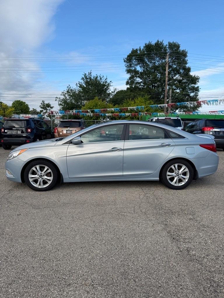 Hyundai Sonata SE Auto 2012