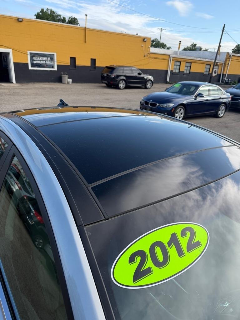 Hyundai Sonata SE Auto 2012