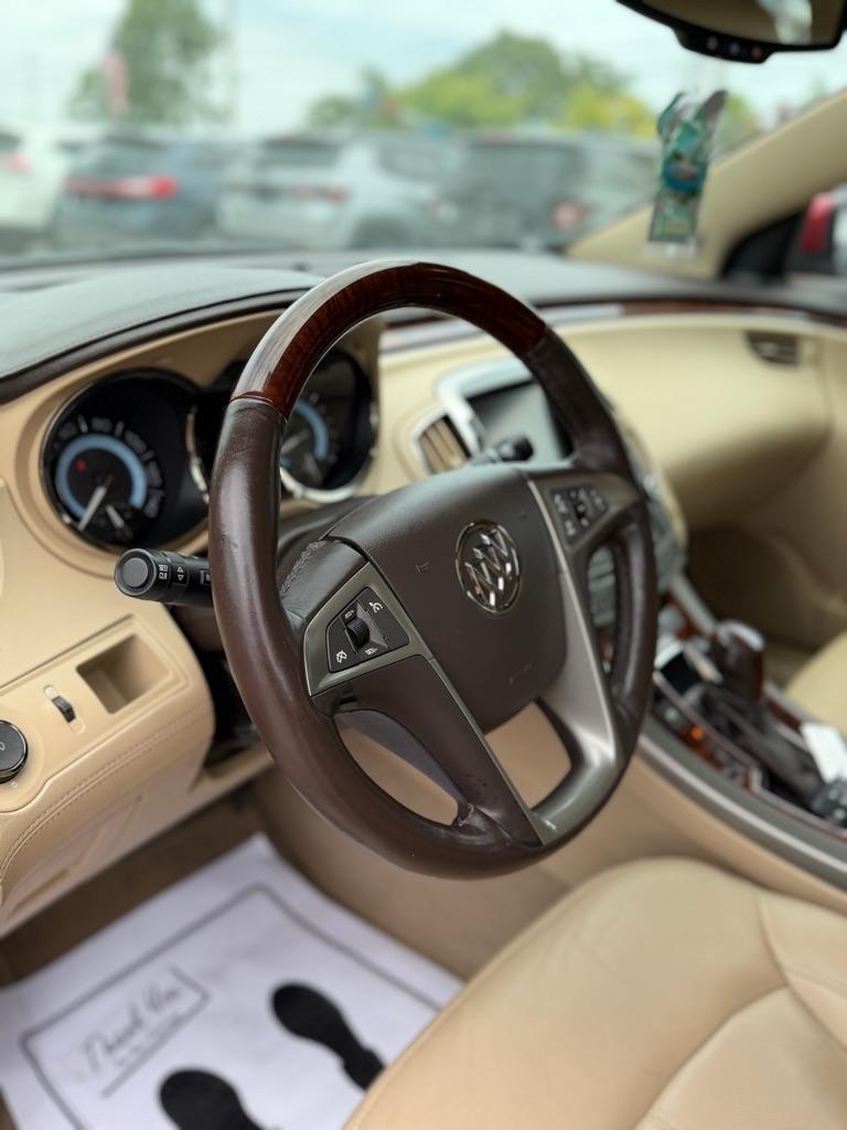 Buick LaCrosse Premium Package 2, w/Leather 2013