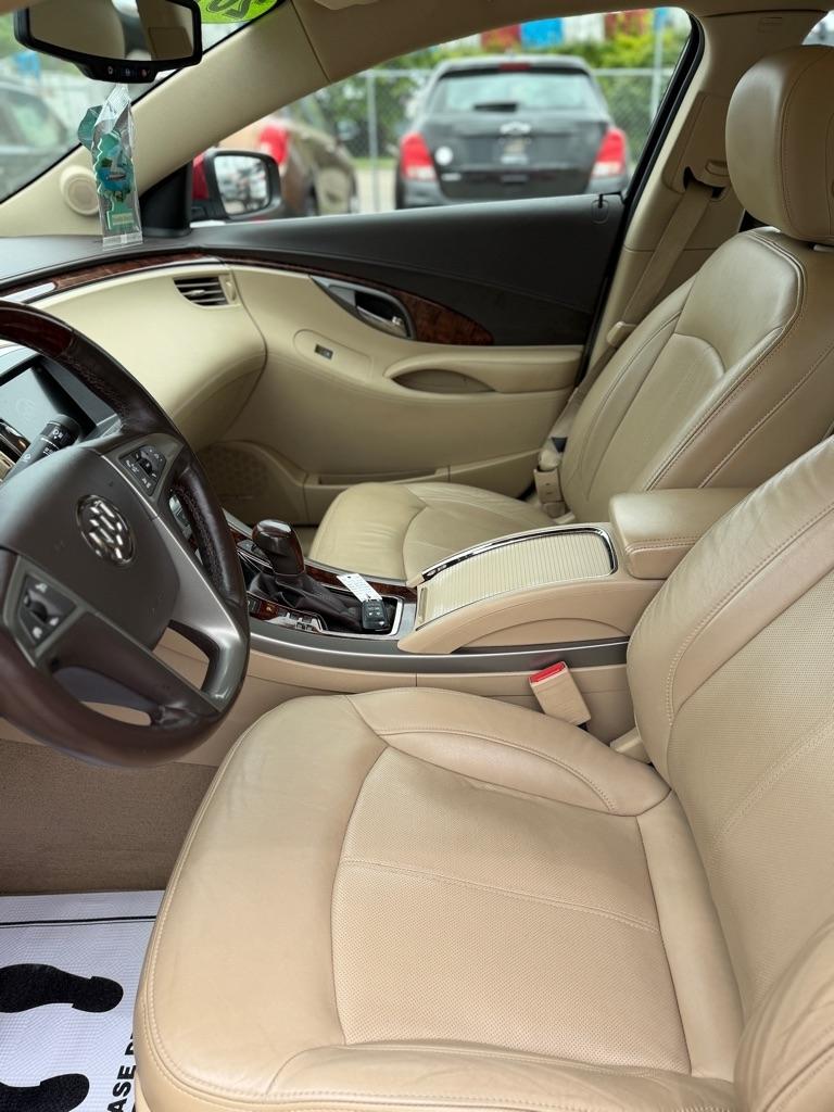 Buick LaCrosse Premium Package 2, w/Leather 2013