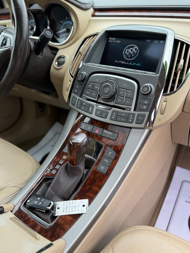 Buick LaCrosse Premium Package 2, w/Leather 2013