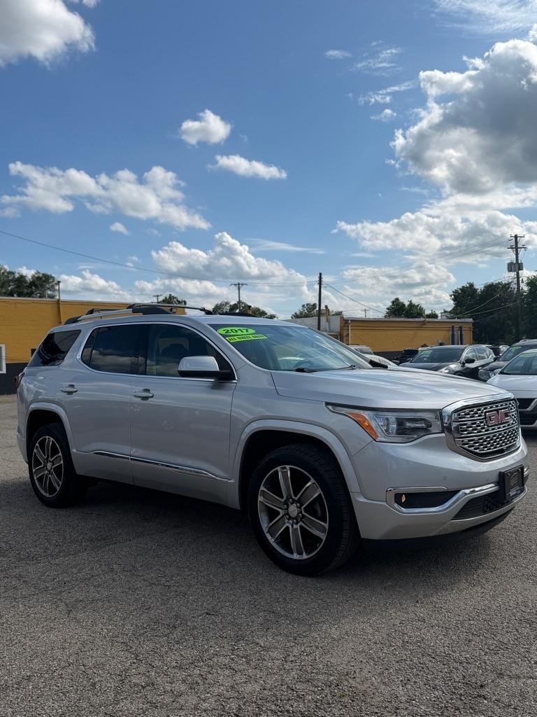 GMC Acadia Denali AWD 2017